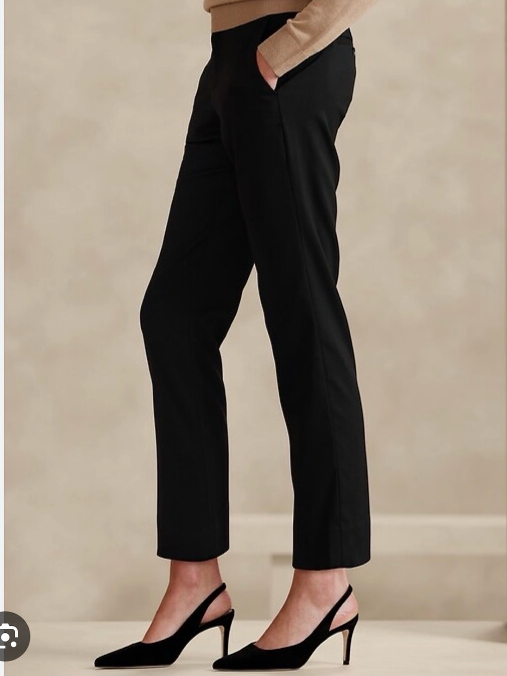Banana Republic Avery Straight-Leg Pants in Black